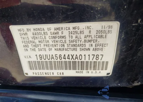 1999 Acura Tl 3.2 z USA, uszkodzony, nr VIN 19UUA5644XA011787